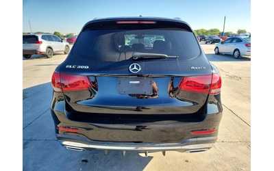 mercedes-benz-glc-300 - 5