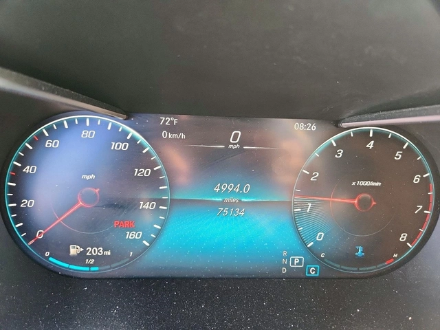 Mercedes-Benz GLC 300 4MATIC - автомобили, коли, обяви за нови и употребявани 8