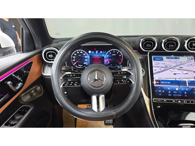 Mercedes-Benz GLC 300 4MATIC Coupe - автомобили, коли, обяви за нови и употребявани 12