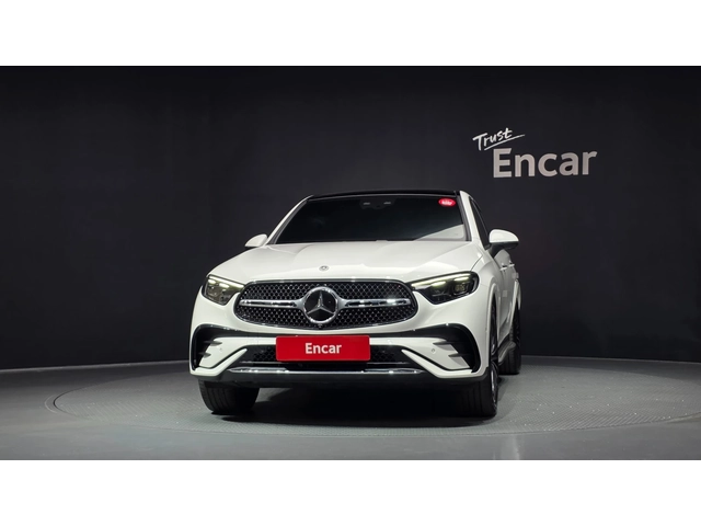 Mercedes-Benz GLC 300 4MATIC Coupe - автомобили, коли, обяви за нови и употребявани 2