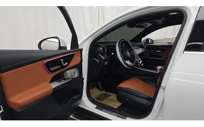Mercedes-Benz GLC 300 4MATIC Coupe - автомобили, коли, обяви за нови и употребявани 9