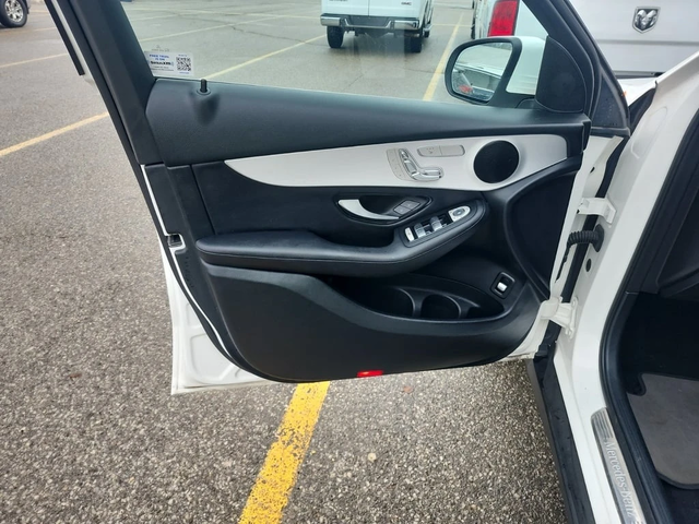 Mercedes-Benz GLC * 300 * CARFAX * ЦЕНА ДО БГ - автомобили, коли, обяви за нови и употребявани 11