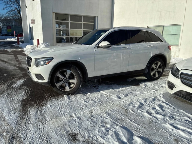 Mercedes-Benz GLC * 300 * CARFAX * ЦЕНА ДО БГ - автомобили, коли, обяви за нови и употребявани 2