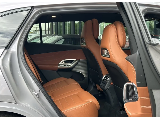 Mercedes-Benz GLC GLC - автомобили, коли, обяви за нови и употребявани 8