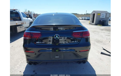 mercedes-benz-glc-43-amg - 3