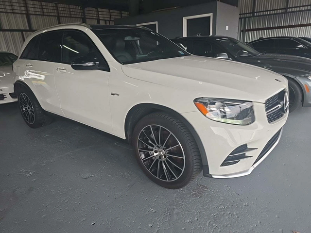 Mercedes-Benz GLC 43 AMG BURMASTER* PANO* KEYLESS GO* AMG* AMBIENT* КАМЕРА* - автомобили, коли, обяви за нови и употребявани 1