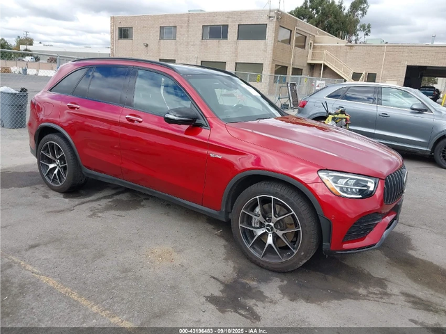 Mercedes-Benz GLC 43 AMG 4MATIC / DISTRONIC / ОБДУХВАНЕ / 360 / FULL - автомобили, коли, обяви за нови и употребявани 0