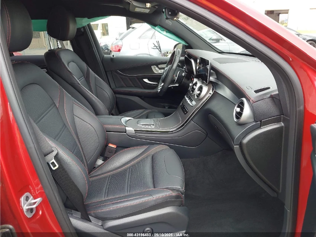 Mercedes-Benz GLC 43 AMG 4MATIC / DISTRONIC / ОБДУХВАНЕ / 360 / FULL - автомобили, коли, обяви за нови и употребявани 6