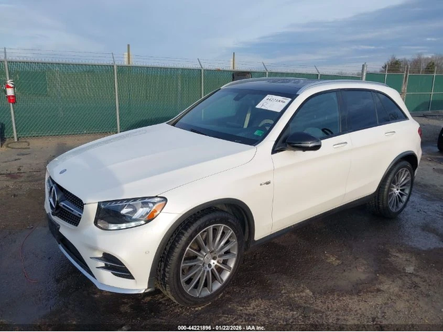 Mercedes-Benz GLC 43 AMG 2017 MERCEDES-BENZ AMG GLC 43 4MATIC - автомобили, коли, обяви за нови и употребявани 2