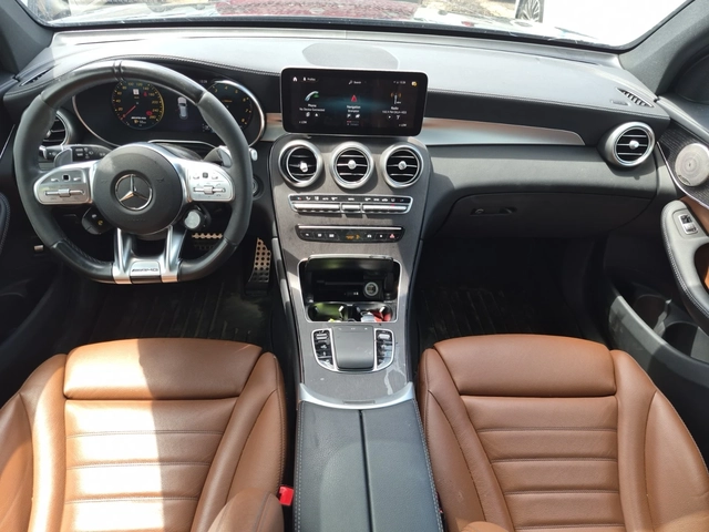 Mercedes-Benz GLC 43 AMG 4MATIC/Burmester/Pano - автомобили, коли, обяви за нови и употребявани 8