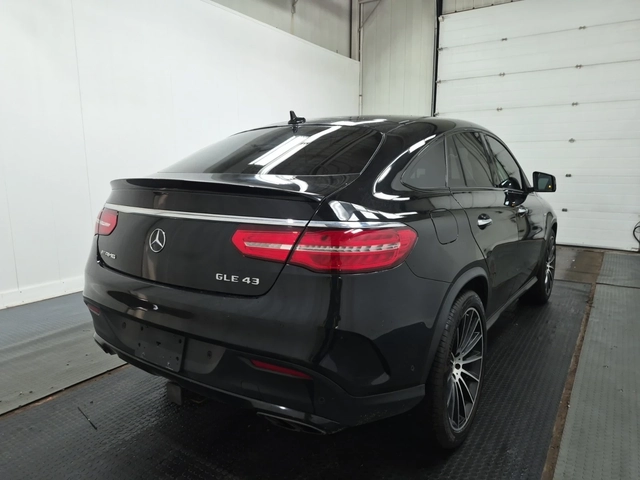 Mercedes-Benz GLC 43 AMG * * CARFAX * * АВТО КРЕДИТ * * БЕЗ ИНЦИДЕНТИ - автомобили, коли, обяви за нови и употребявани 2