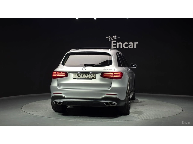 Mercedes-Benz GLC 43 AMG 4MATIC* КОЖА* ПОДГРЕВ* ПАНО* BURMESTER* 360* - автомобили, коли, обяви за нови и употребявани 3