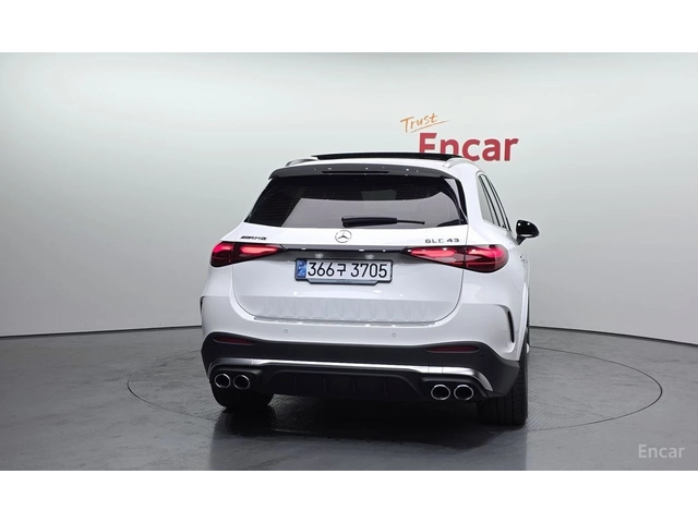 Mercedes-Benz GLC 43 AMG 4MATIC* BURMESTER* DISTRONIC* HEAD-UP* 360* - автомобили, коли, обяви за нови и употребявани 3