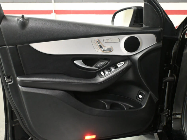 Mercedes-Benz GLC 300 SUV 4MATIC* АвтоКредит* (Цена до БГ) - автомобили, коли, обяви за нови и употребявани 13