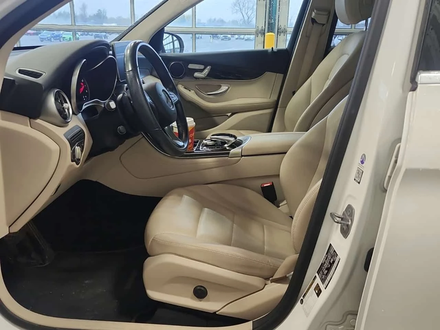 Mercedes-Benz GLC * 300 * CARFAX * БЕЗ ПЪРВОНАЧАЛНА ВНОСКА - автомобили, коли, обяви за нови и употребявани 4