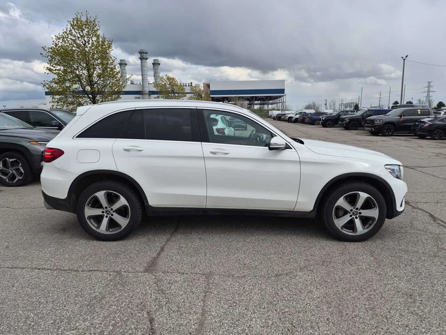 Mercedes-Benz GLC * 300 * ПОДГРЕВ * ВТОРИ ГУМИ * ОТ ПРЕДСТАВИТЕЛСТВО - автомобили, коли, обяви за нови и употребявани 2
