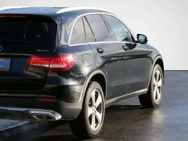 Mercedes-Benz GLC AMG w/ Navi CarPlay Sunroof * No Accident - автомобили, коли, обяви за нови и употребявани 5