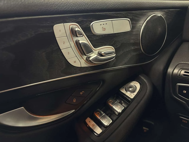 Mercedes-Benz GLC 300| 4MATIC| AMGPKG| WOOD| LEATHER| DUALSUNROOF| L - автомобили, коли, обяви за нови и употребявани 13