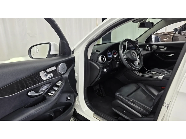 Mercedes-Benz GLC КУПЕ * КАМЕРА * МЪРТВА ТОЧКА * - автомобили, коли, обяви за нови и употребявани 11