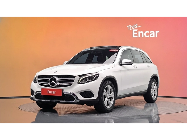 Mercedes-Benz GLC GLC220d 4MATIC | Memory | Ел. волан | Панорама - автомобили, коли, обяви за нови и употребявани 0