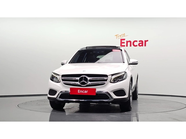 Mercedes-Benz GLC GLC220d 4MATIC | Memory | Ел. волан | Панорама - автомобили, коли, обяви за нови и употребявани 2