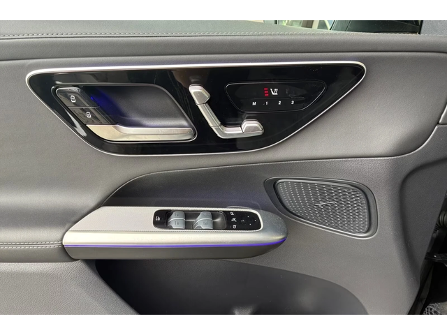 Mercedes-Benz GLC 63 AMG 63 AMG E - автомобили, коли, обяви за нови и употребявани 12