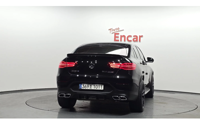 mercedes-benz-glc-63-amg - 2