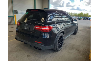mercedes-benz-glc-63-amg - 2