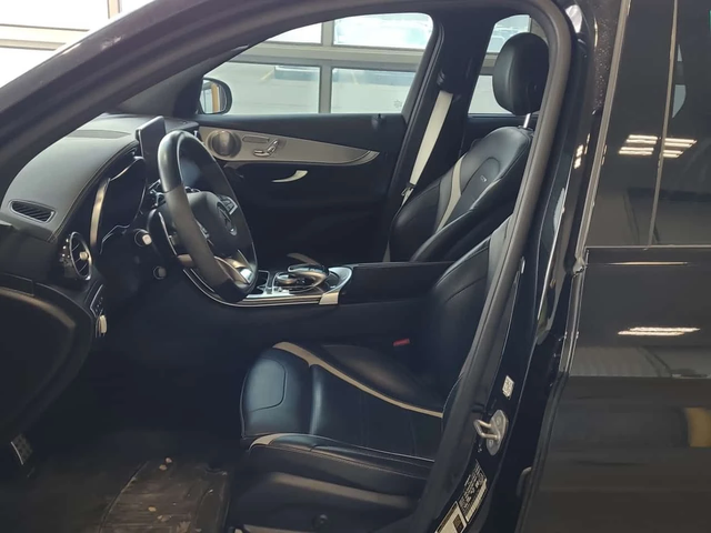 Mercedes-Benz GLC 63 AMG S * BURMESTER * 360 * PANO * CARFAX - автомобили, коли, обяви за нови и употребявани 4