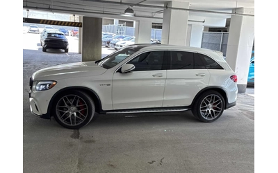 mercedes-benz-glc-63-amg - 2