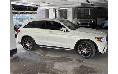 mercedes-benz-glc-63-amg - 3