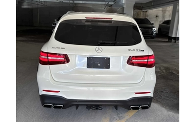 mercedes-benz-glc-63-amg - 4