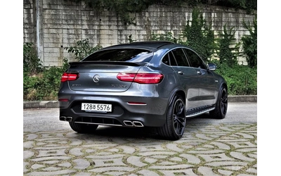 mercedes-benz-glc-63-amg - 3