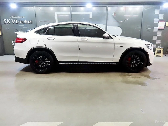 Mercedes-Benz GLC 63 AMG S 4MATIC+ * 360* BURMESTER 4D* HUD* DISTRO* LANE - автомобили, коли, обяви за нови и употребявани 2