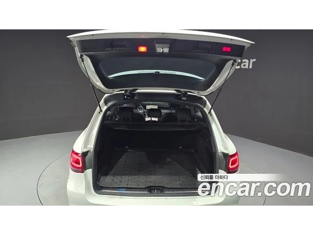 Mercedes-Benz GLC 300 | 4MATIC | AMG LINE - автомобили, коли, обяви за нови и употребявани 2