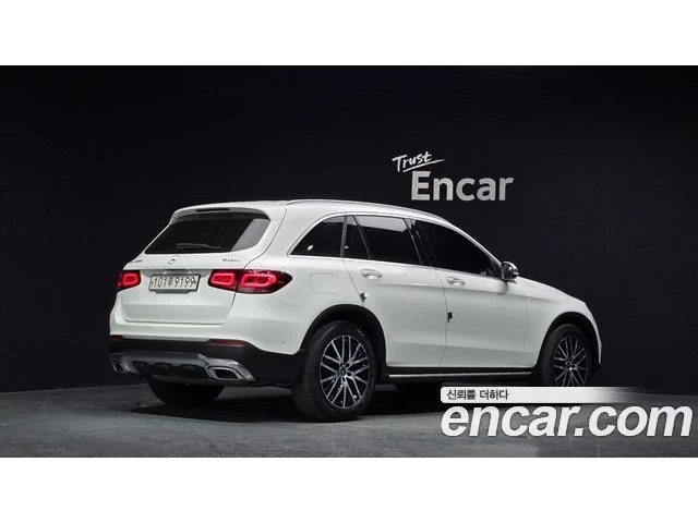 Mercedes-Benz GLC 300 | 4MATIC | AMG LINE - автомобили, коли, обяви за нови и употребявани 3
