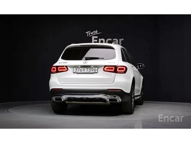 Mercedes-Benz GLC GLC 300 4MATIC | HUD | Панорама | Memory - автомобили, коли, обяви за нови и употребявани 3