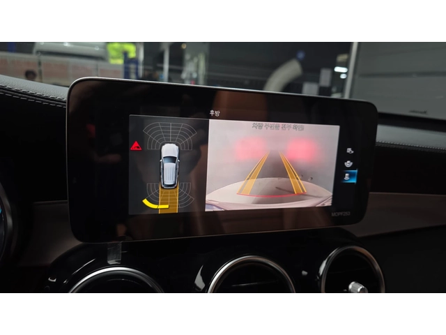 Mercedes-Benz GLC GLC 220 d 4MATIC | HUD | 360  камера | Панорама - автомобили, коли, обяви за нови и употребявани 13