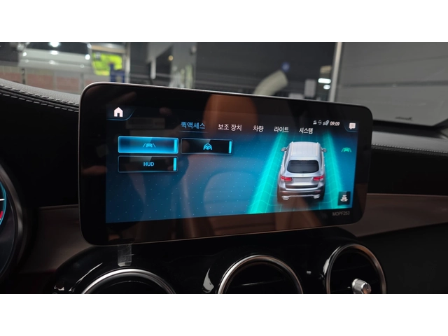 Mercedes-Benz GLC GLC 220 d 4MATIC | HUD | 360  камера | Панорама - автомобили, коли, обяви за нови и употребявани 14