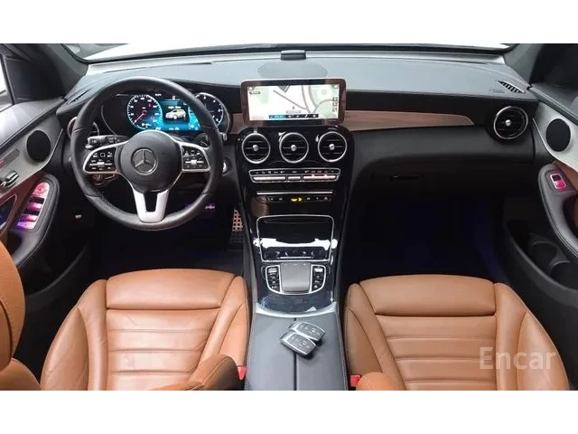 Mercedes-Benz GLC GLC 220 d 4MATIC | HUD | 360  камера | Панорама - автомобили, коли, обяви за нови и употребявани 5