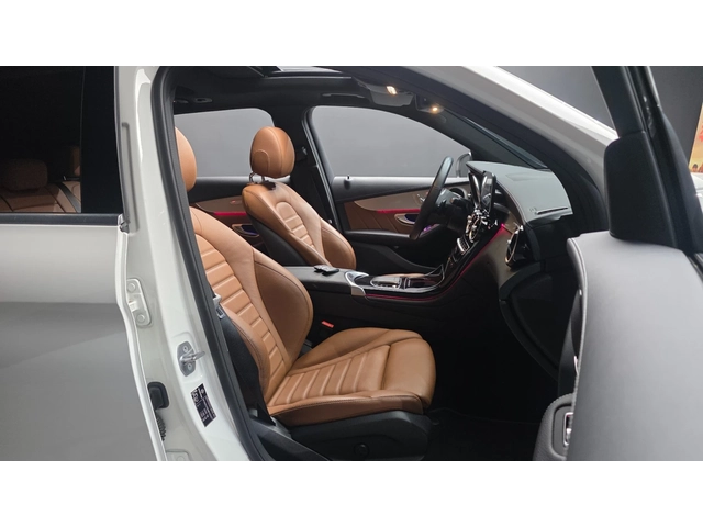 Mercedes-Benz GLC GLC 220 d 4MATIC | HUD | 360  камера | Панорама - автомобили, коли, обяви за нови и употребявани 9