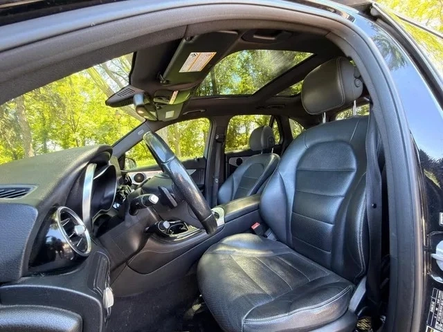Mercedes-Benz GLC 300 4MATIC | Подгрев | Blind Spot | Keyless Start - автомобили, коли, обяви за нови и употребявани 11