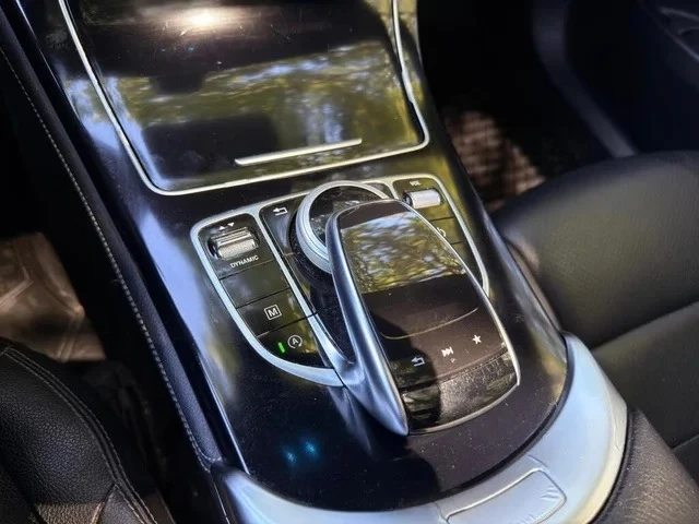 Mercedes-Benz GLC 300 4MATIC | Подгрев | Blind Spot | Keyless Start - автомобили, коли, обяви за нови и употребявани 9