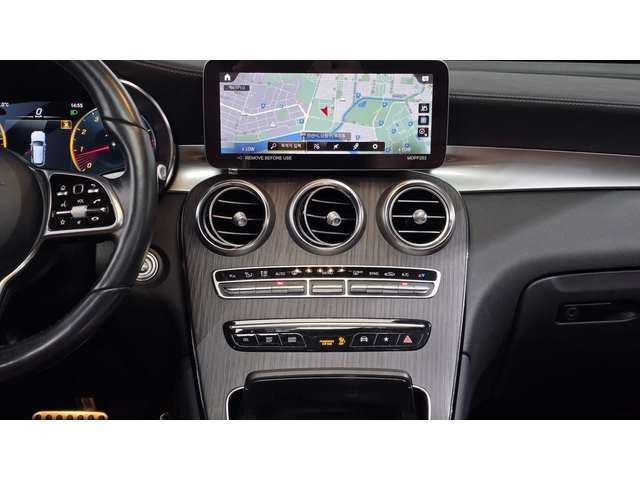 Mercedes-Benz GLC GLC300 4MATIC | HUD | 360  камера | Панорама - автомобили, коли, обяви за нови и употребявани 13