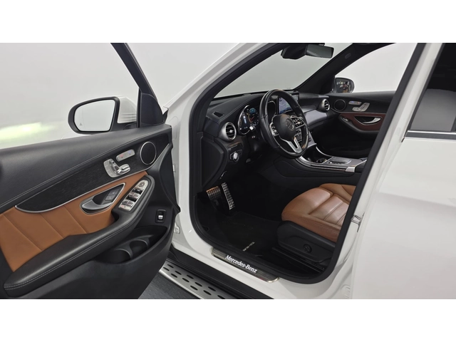 Mercedes-Benz GLC GLC300 4MATIC | HUD | 360  камера | Панорама - автомобили, коли, обяви за нови и употребявани 9