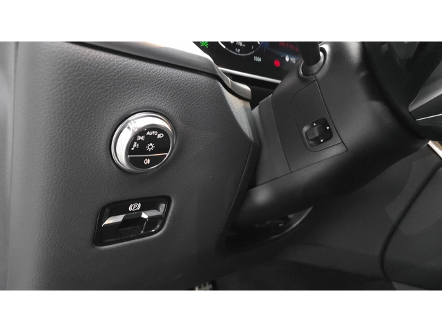 Mercedes-Benz GLC GLC300 4MATIC AMG Line | HUD | 360  камера - автомобили, коли, обяви за нови и употребявани 11
