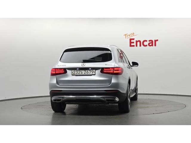 Mercedes-Benz GLC GLC300 4MATIC | Кожа | Memory | LED - автомобили, коли, обяви за нови и употребявани 3