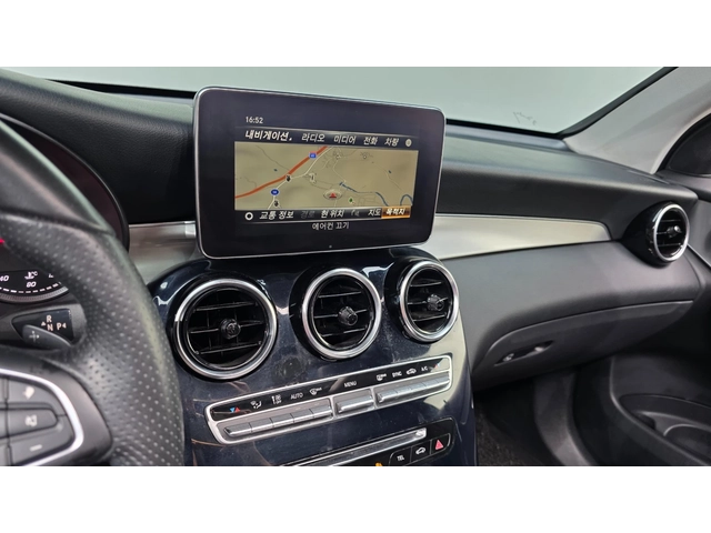 Mercedes-Benz GLC GLC220 d 4MATIC | Панорама | Кожа | Memory - автомобили, коли, обяви за нови и употребявани 13