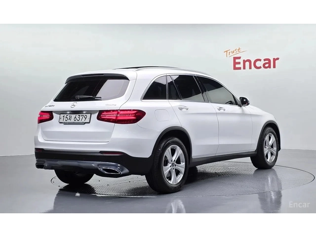 Mercedes-Benz GLC GLC220 d 4MATIC | Панорама | Кожа | Memory - автомобили, коли, обяви за нови и употребявани 1