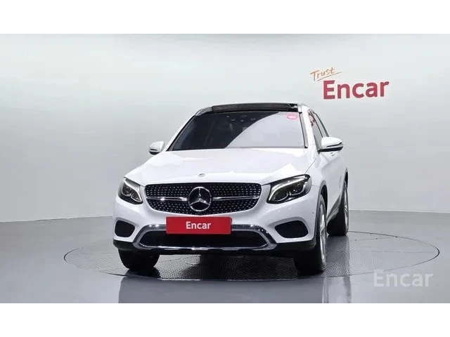 Mercedes-Benz GLC GLC220 d 4MATIC | Панорама | Кожа | Memory - автомобили, коли, обяви за нови и употребявани 2
